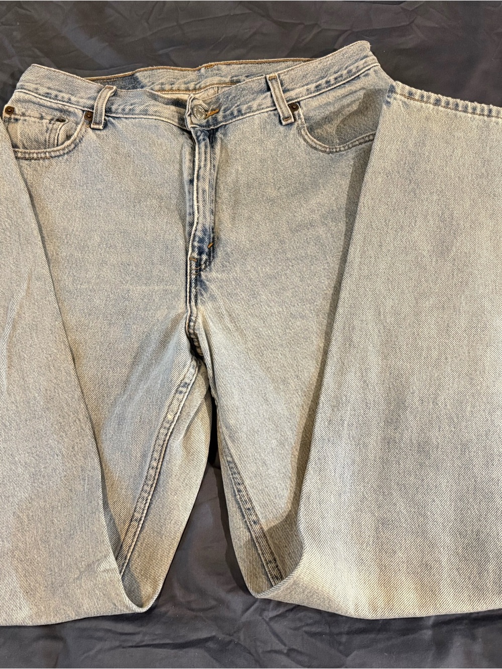 Levi's Women's 550 Relaxed Fit Stone Washed Jeans